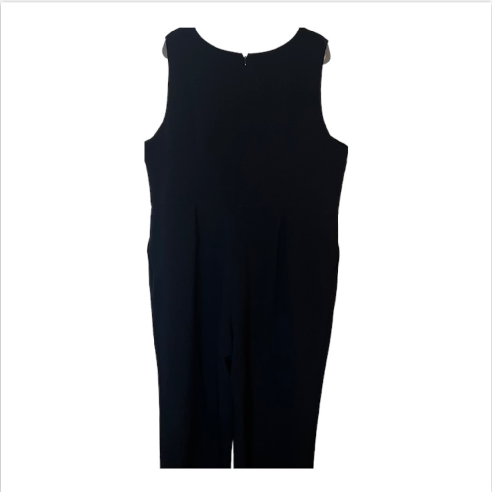 NWOT VINCE CAMUTO CREPE TIE FRONT WIDE LEG JUMPSUIT - Picture 4 of 9
